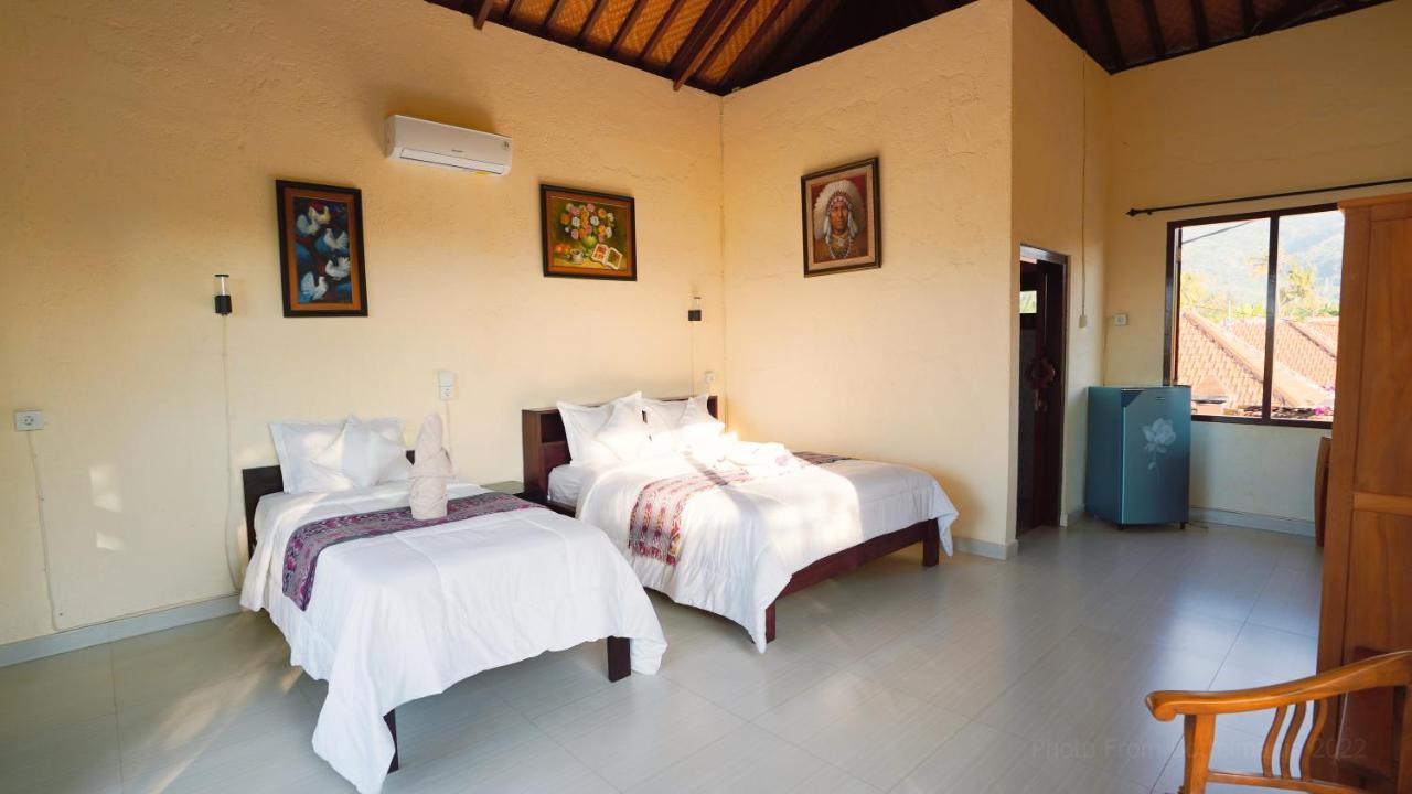 Bottelmania Hotel โลวินา ภายนอก รูปภาพ