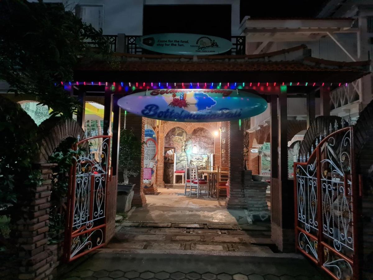 Bottelmania Hotel โลวินา ภายนอก รูปภาพ
