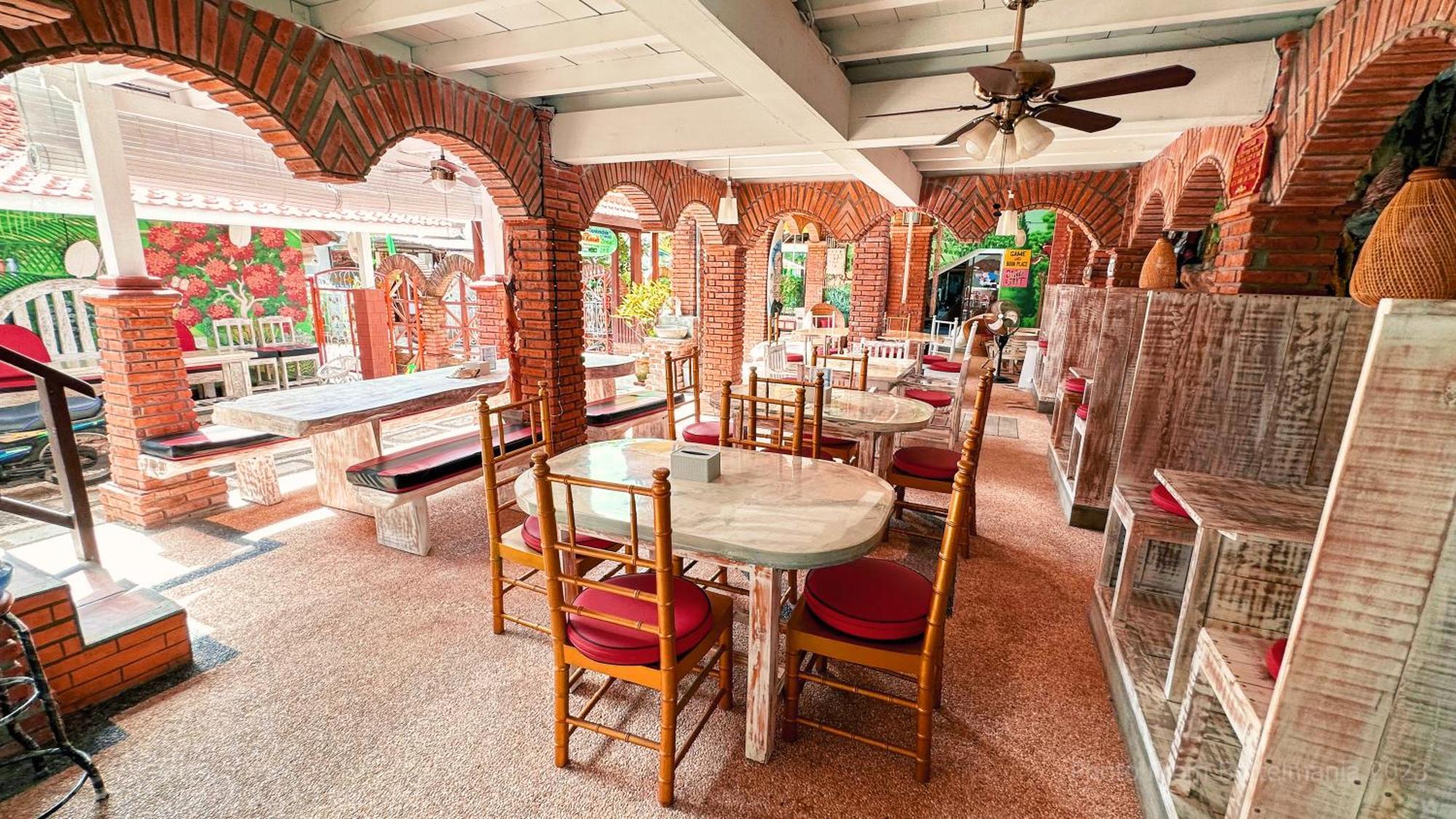 Bottelmania Hotel โลวินา ภายนอก รูปภาพ